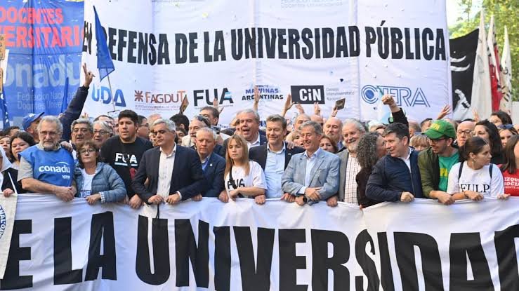 Las universidades respondieron al Gobierno y reclamaron el cumplimiento de la Ley de Financiamiento